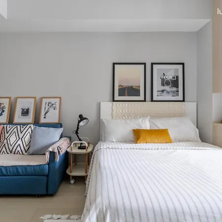 Comfy Greenbelt Condo With Washer & Dryer